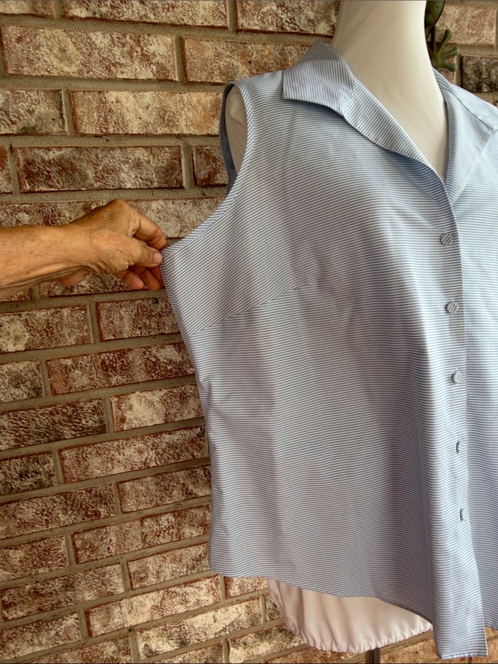 Talbots /Sleeveless Blue Stripe Collared Button-Front Top…200A - Picture 5 of 10